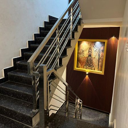 Hotel Pearl Inn Rudrapur Eksteriør billede